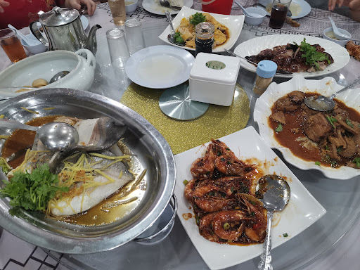 海外天冷气饭店 Restoran Haewaytian