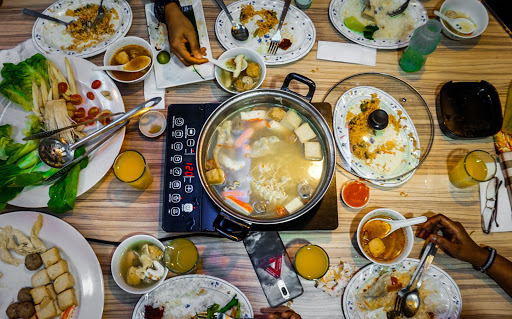 Sarrawanas Steamboat Sarrawanas Steamboat