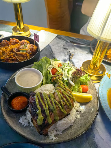 Maison Chusan Grill & Seafood Bar