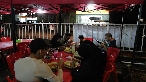 Santai Corner Char Kuey Teow Santai Corner Char Kuey Teow