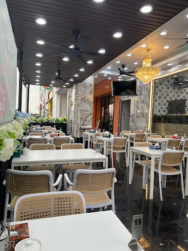 RESTORAN PAKISTAN Eco Grandeur Puncak Alam