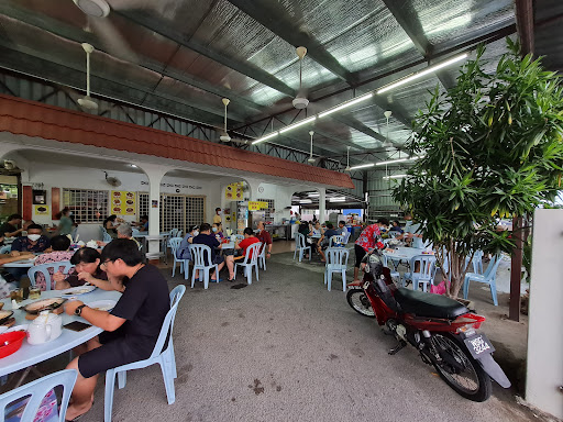 Ah lai steam Fish Kg Baru Balakong, non Halal