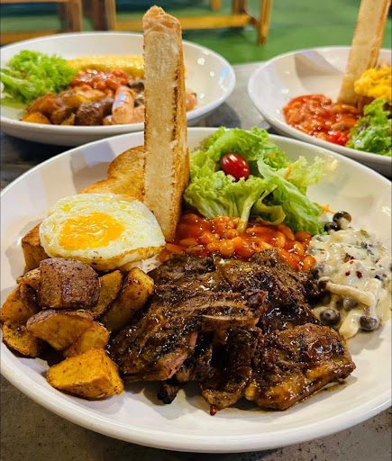 H CAFE PAKA