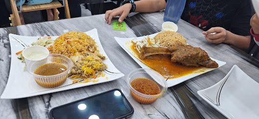 RESTORAN PAKISTAN TROPICANA AMAN