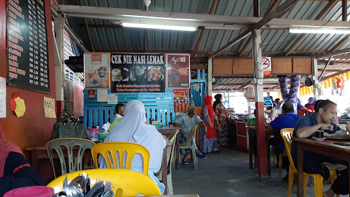 Nasi Lemak Cek Nie