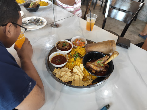 RESTORAN NASI BERIANI BULUH PONTIAN RESTORAN NASI BERIANI BULUH PONTIAN