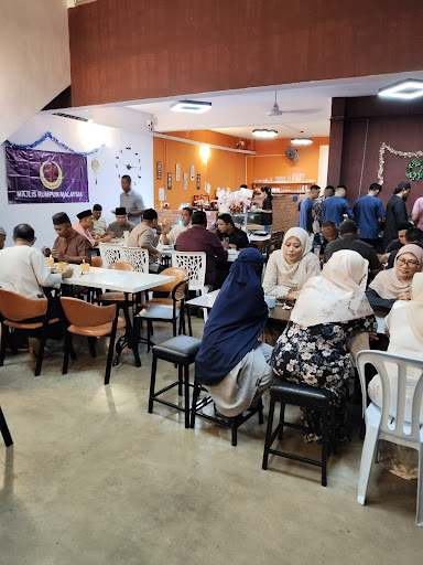 Minus 11 Degree Cafe