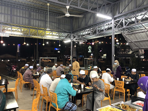 FOOD PARADISE RESTAURANT & BISTRO Pakistani & Indian Cusine FOOD PARADISE RESTAURANT & BISTRO Pakistani & Indian Cusine