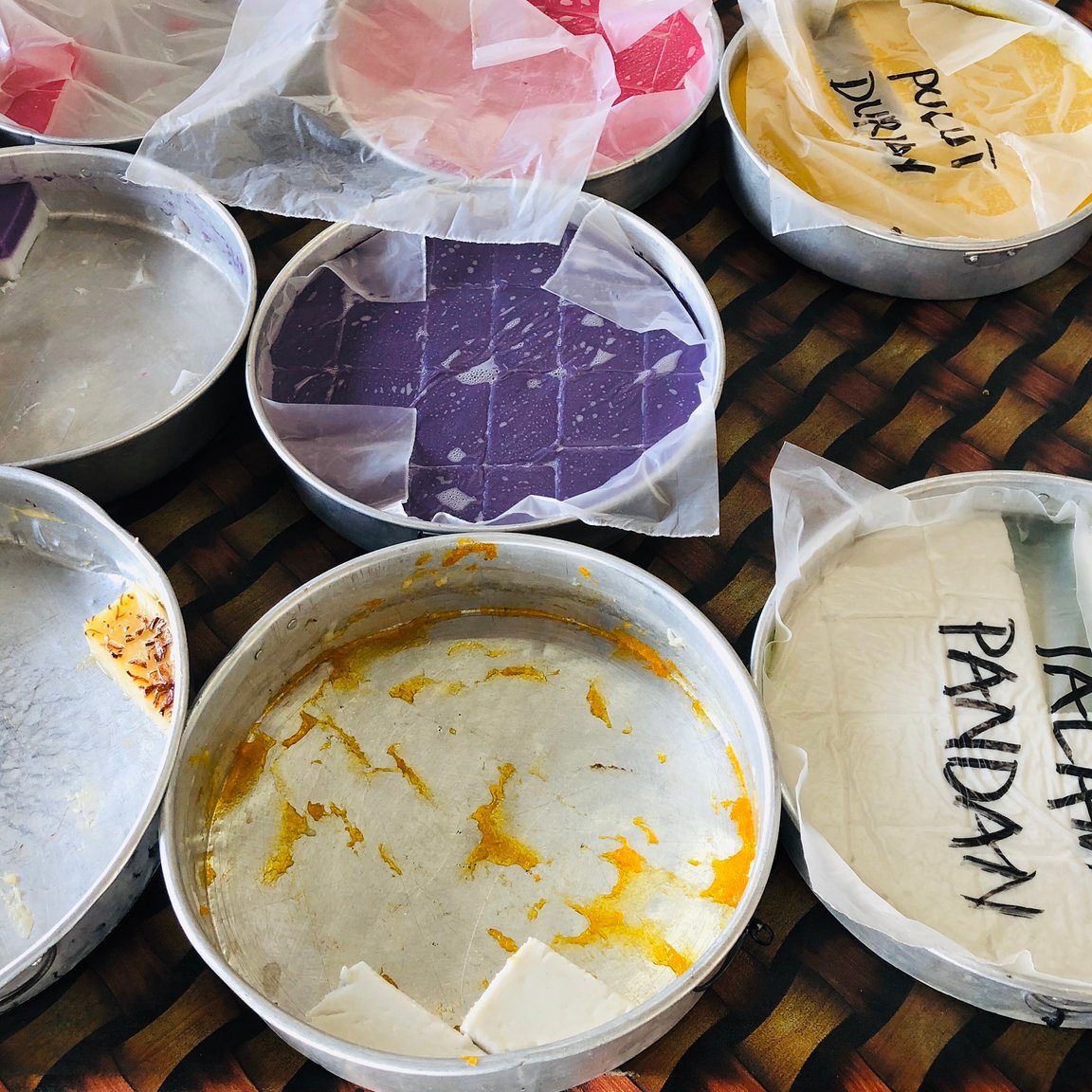 mak anjang pak anjang tepung talam