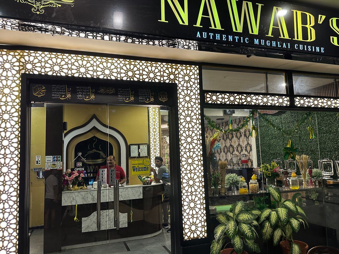 nawabs restaurant north indian gujarati middle east cuisine
