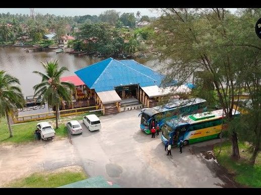 Restoran D’Terapung 7 Pantai Sri Tujuh 1 restoran dterapung 7 pantai sri tujuh